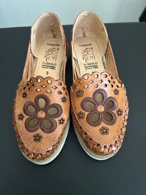 PIKOLINOS Tan Leather Floral Cutout Loafers